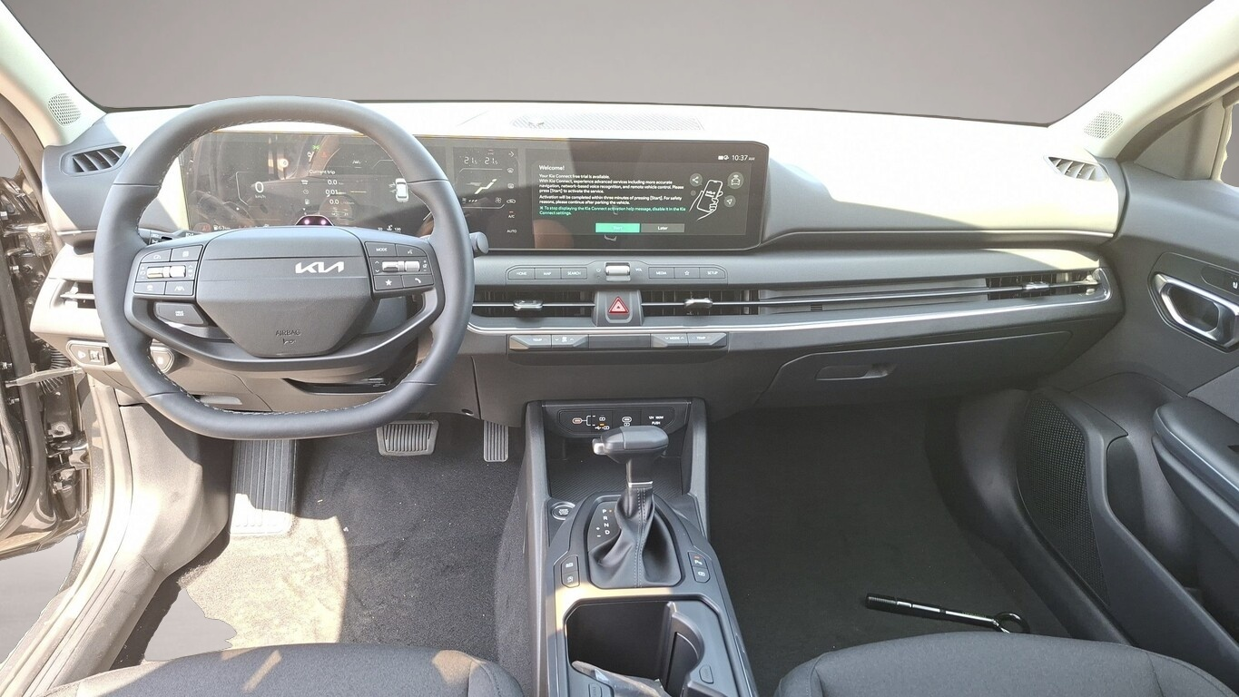 Kia K4, image 7 of 7