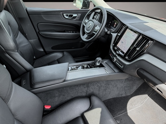 Volvo XC60 (06/2023, Diesel)