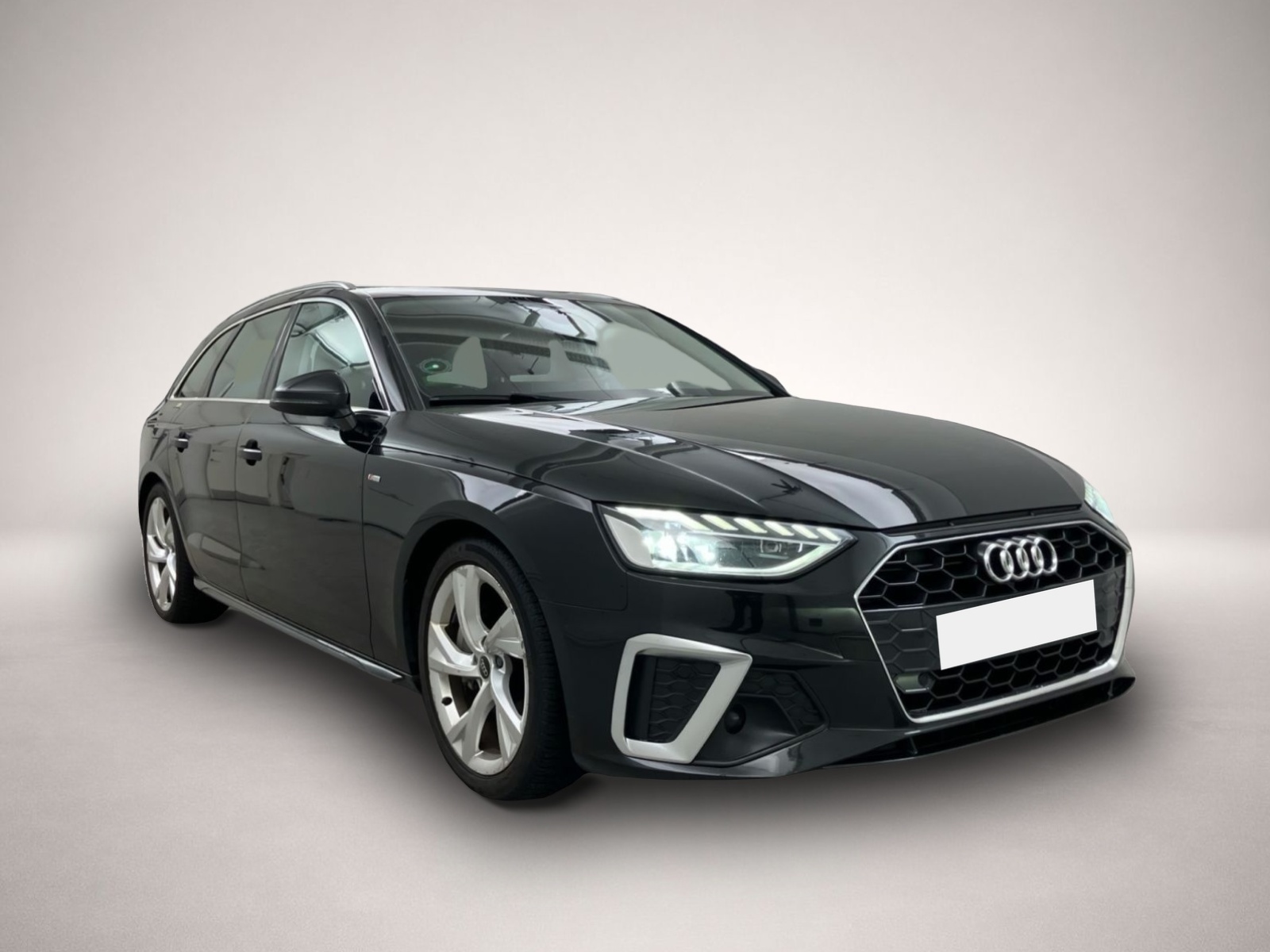 Audi A4 (06/2023, Diesel)