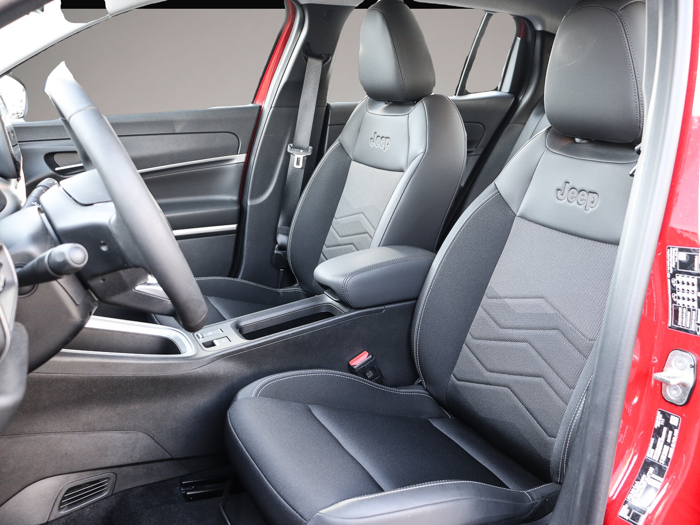 Jeep Avenger (08/2023, ELECTRIC)