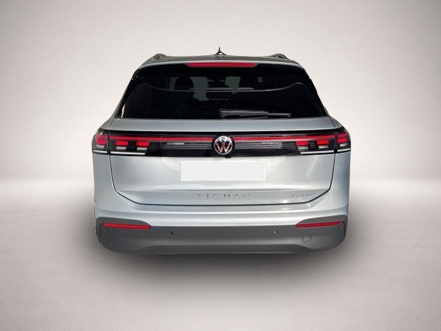 Volkswagen Tiguan, image 5 of 5