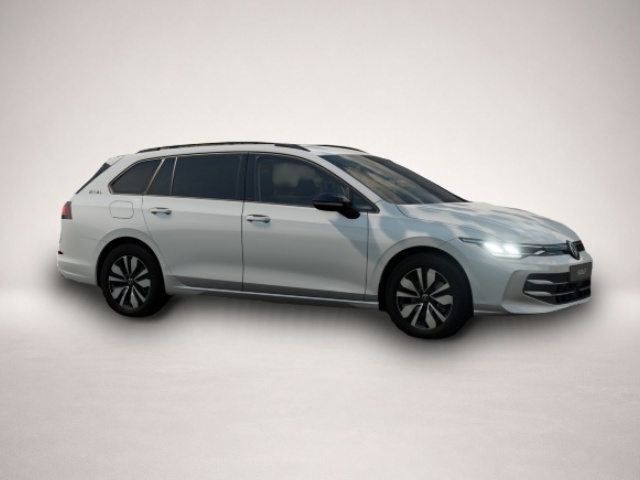 Volkswagen Golf (04/2025, )