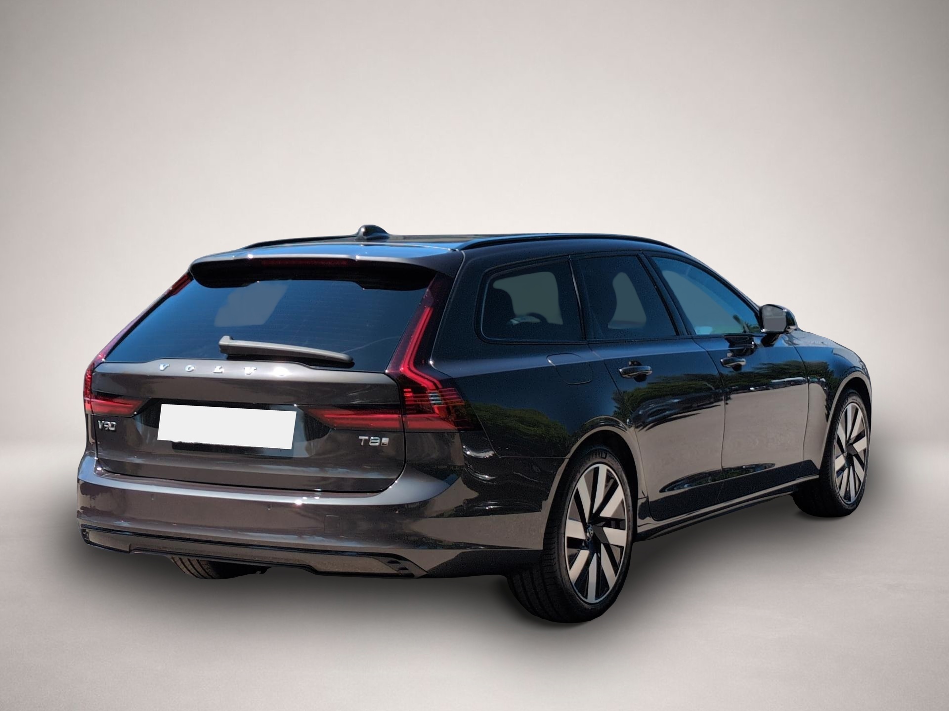 Volvo V90 (08/2025, Hybrid (Benzin/Elektro))
