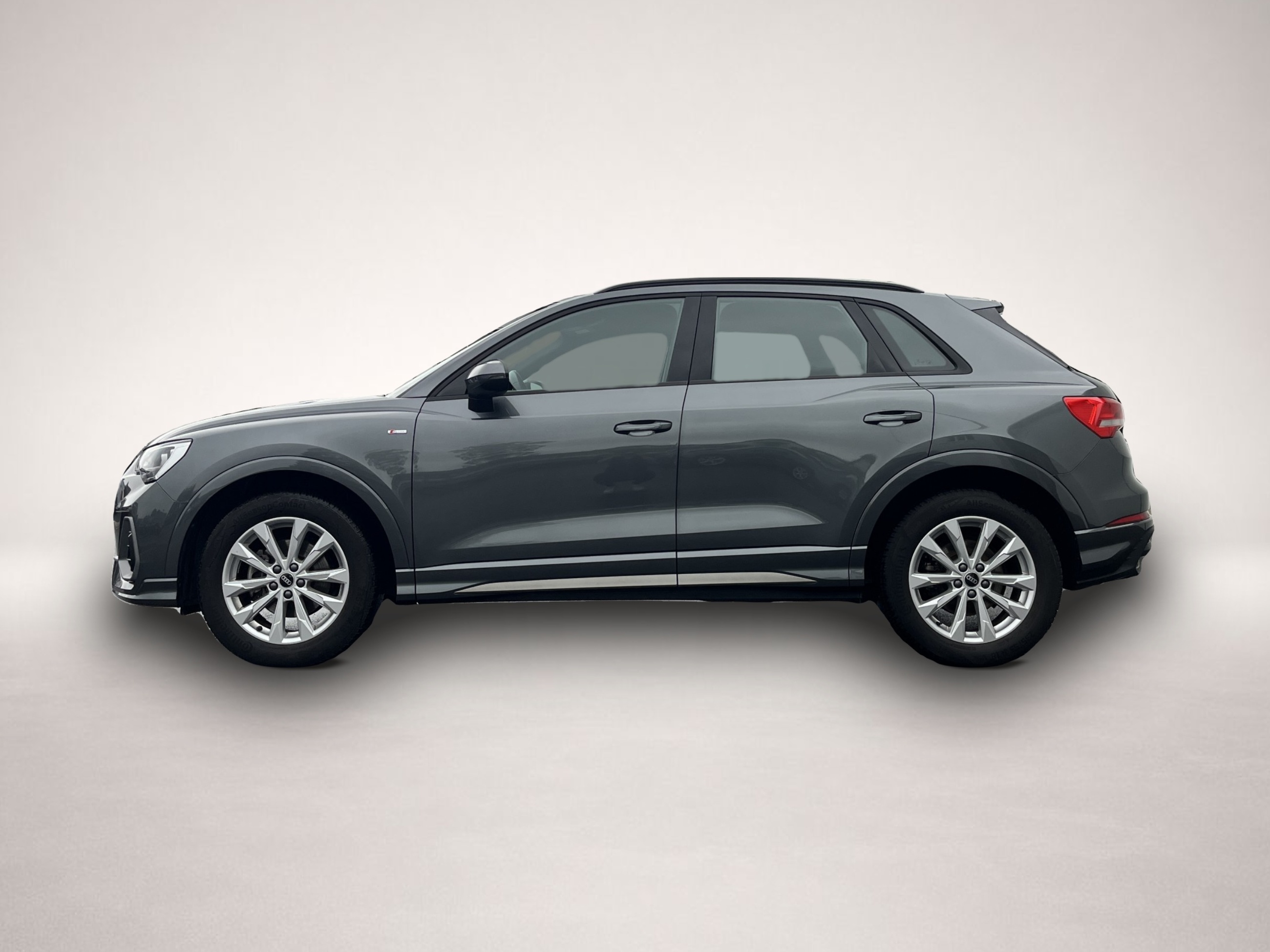 Audi Q3 (03/2023, Benzin)