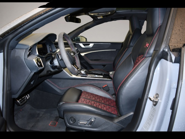 Audi RS7 (12/2023, Benzin)
