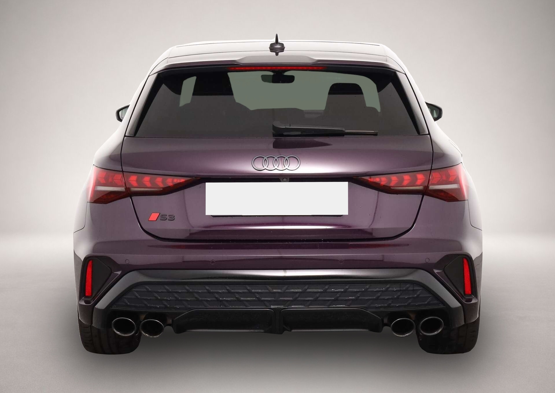 Audi quattro (05/2025, Benzin)