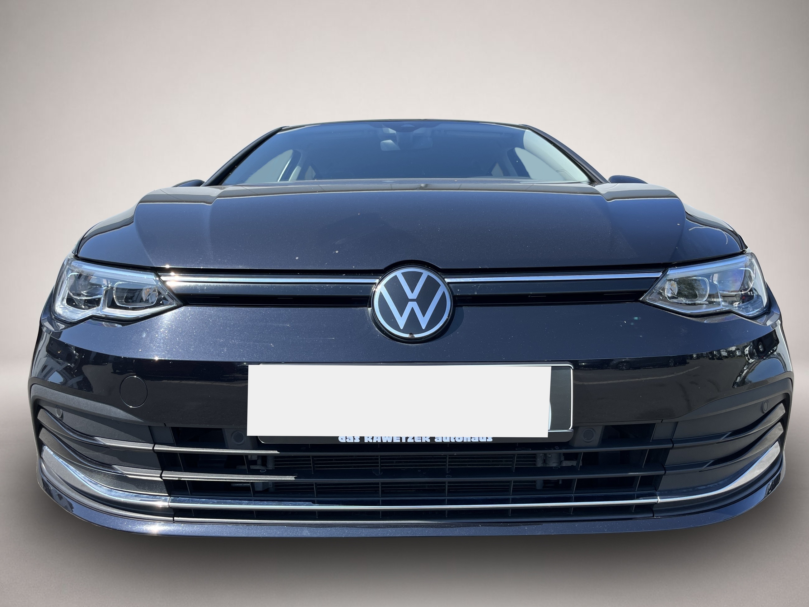 Volkswagen Golf (01/2023, Benzin)