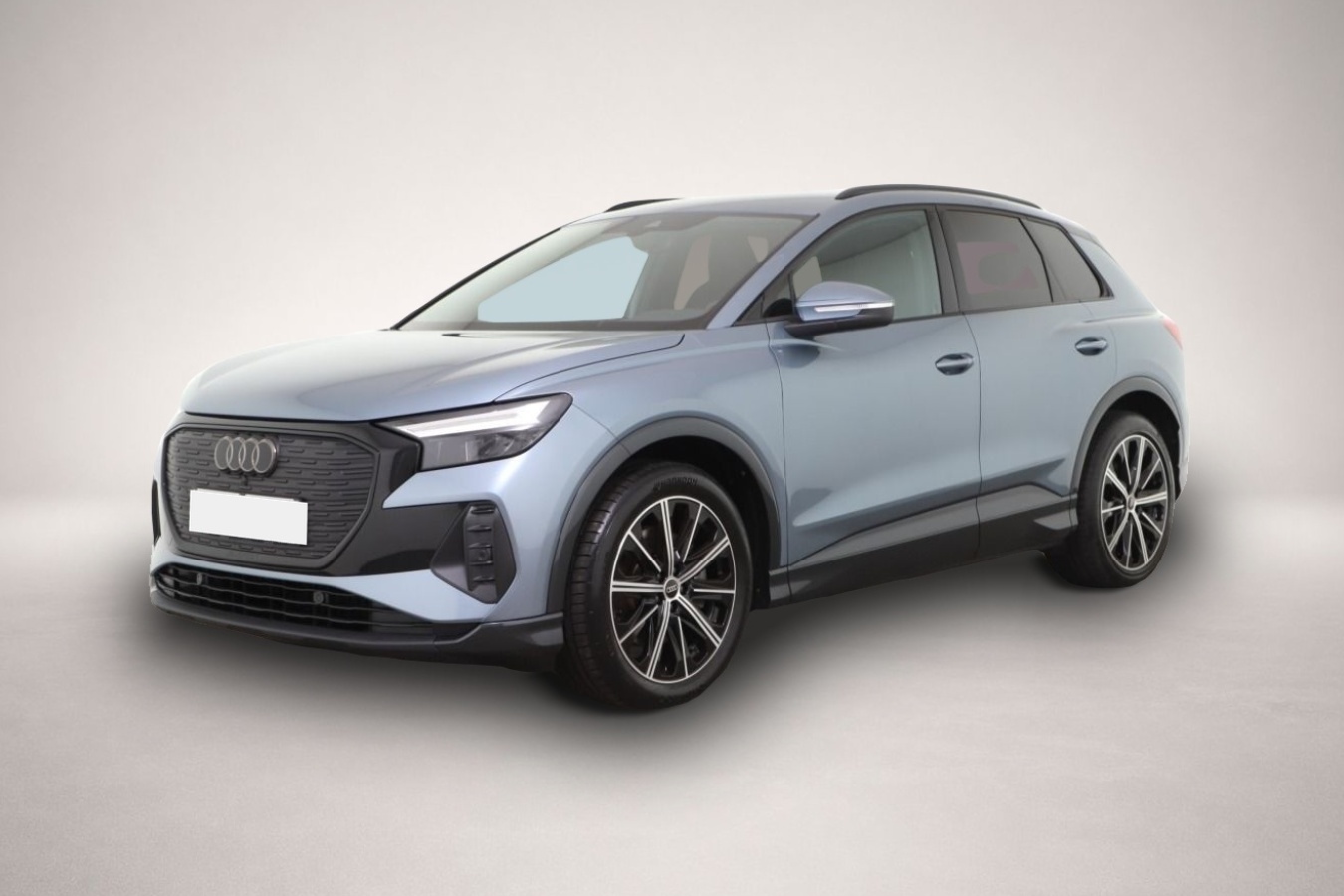 Audi Q4 e-tron (08/2025, ELECTRIC)