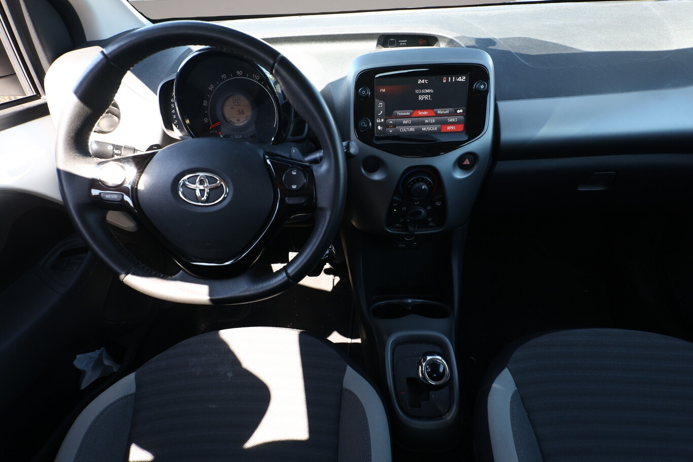 Toyota Aygo (X) (12/2019, )