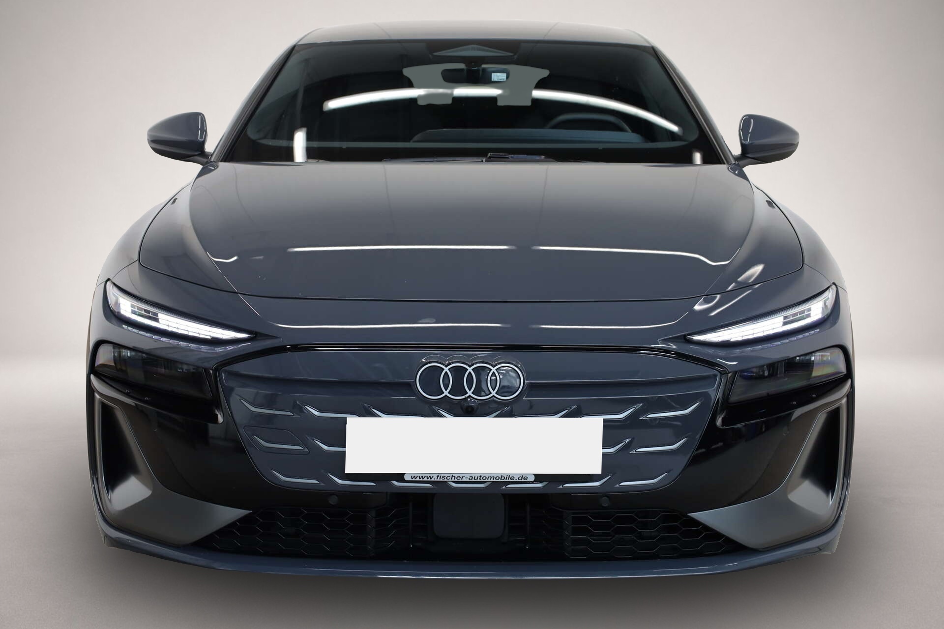 Audi e-tron (10/2025, ELECTRIC)