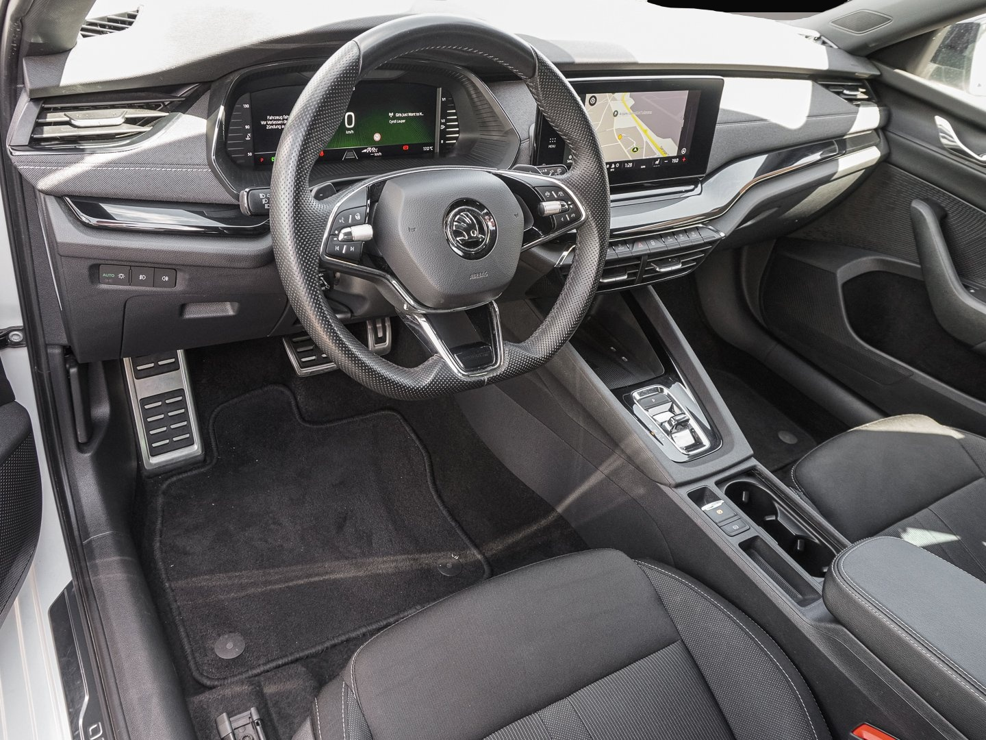Skoda Octavia (04/2023, )