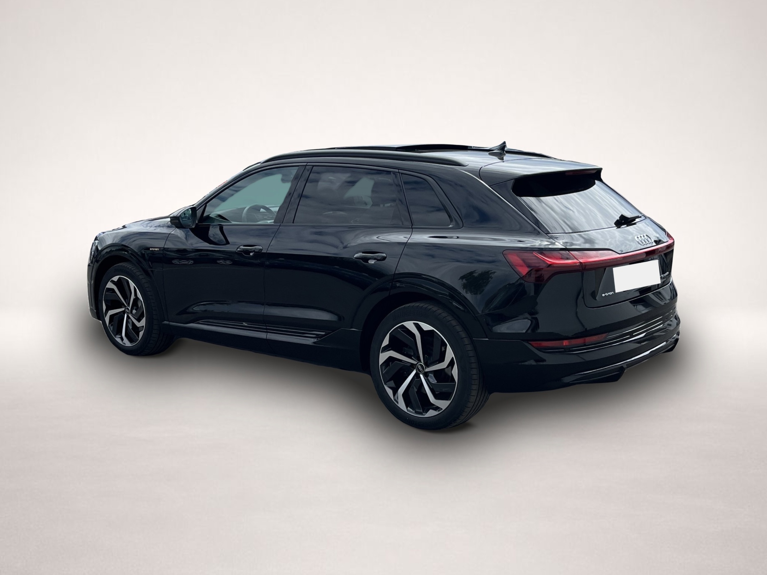 Audi e-tron (12/2022, ELECTRIC)