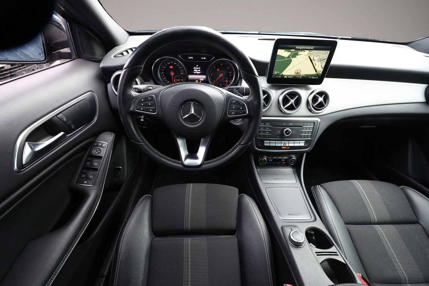 Mercedes-Benz GLA 200 (09/2017, )