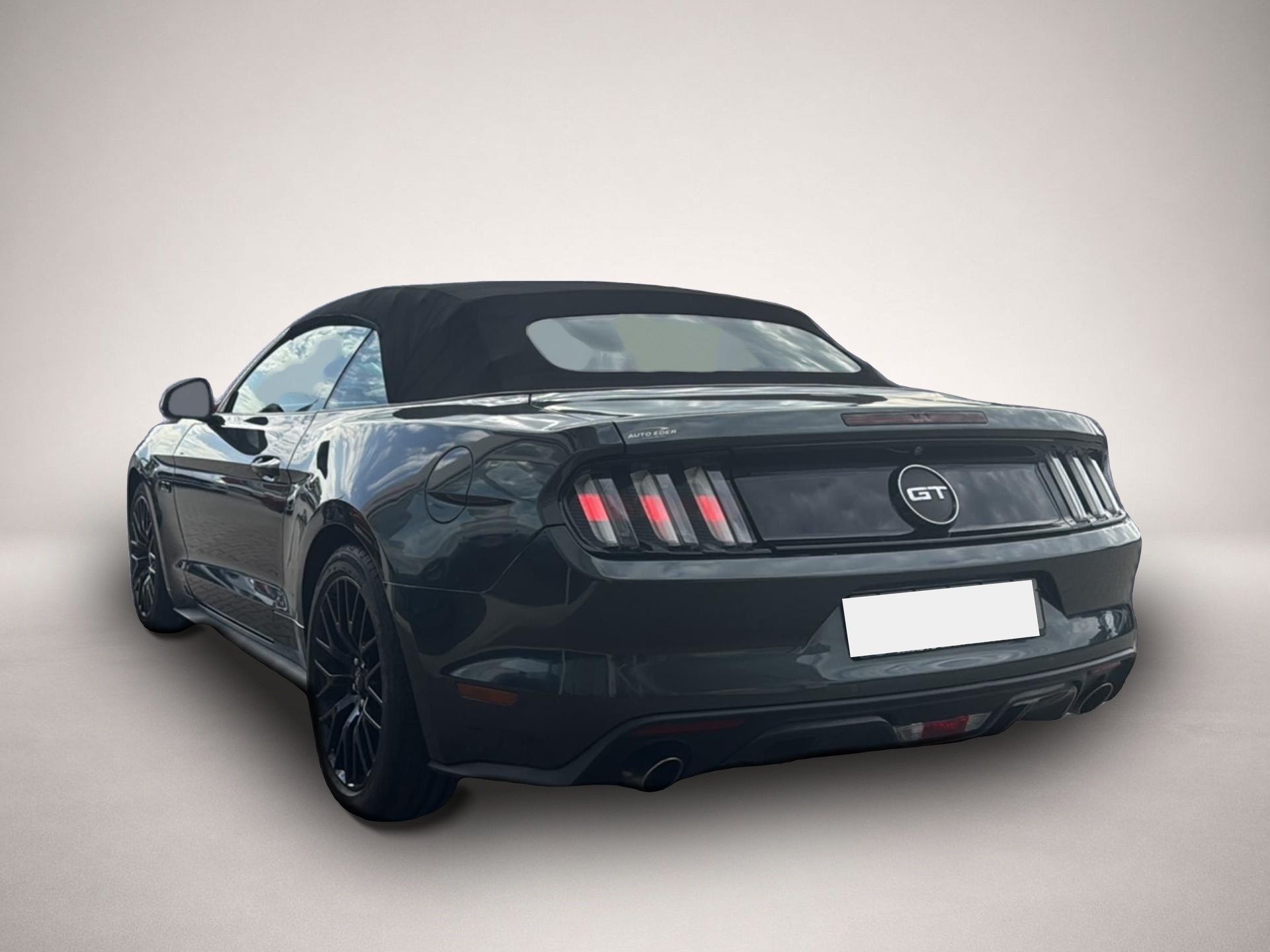 Ford Mustang (01/2016, Benzin)