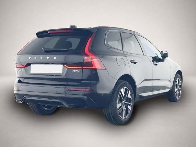 Volvo XC60 (11/2025, Benzin)