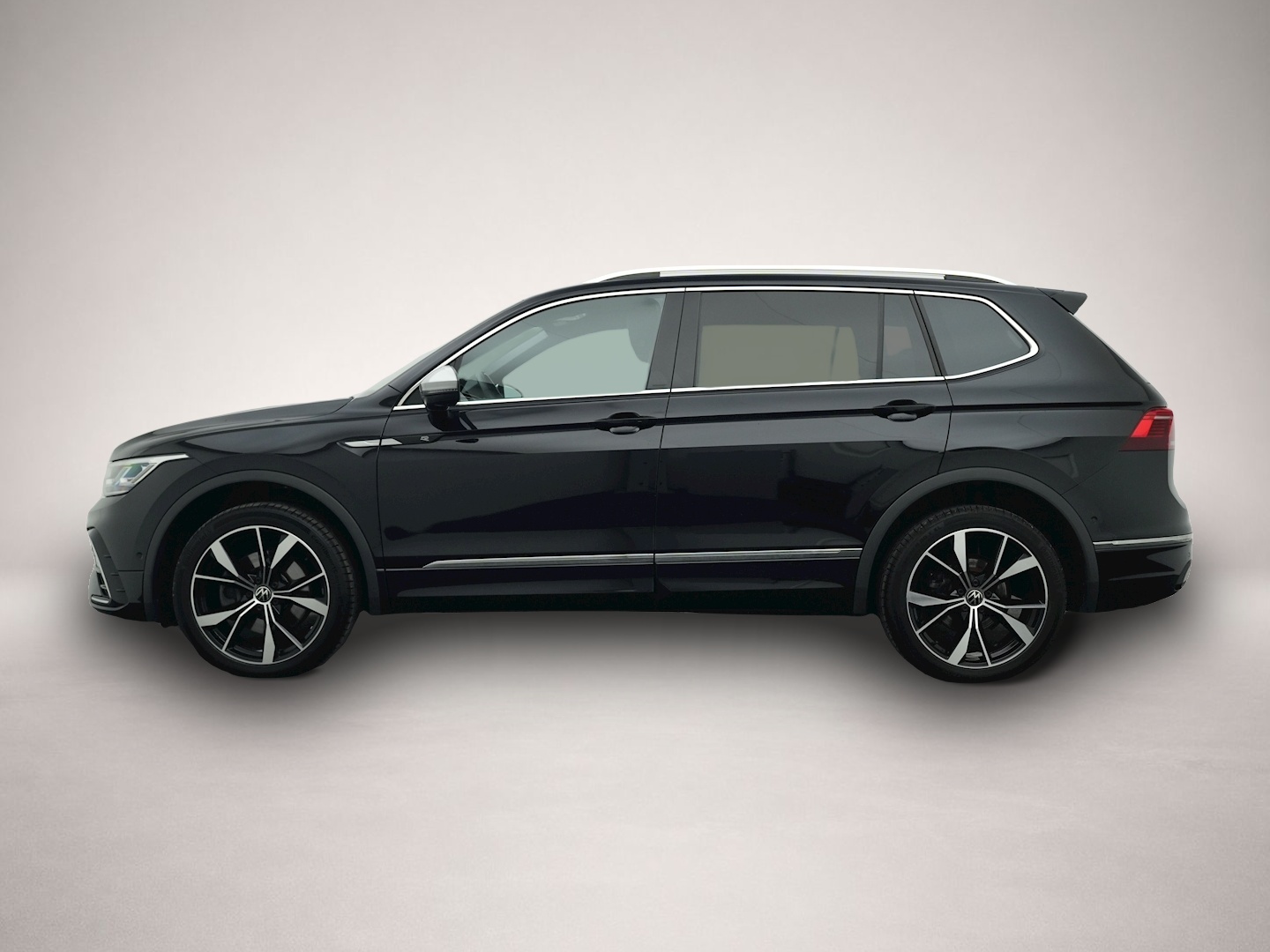 Volkswagen Tiguan Allspace (10/2024, Benzin)