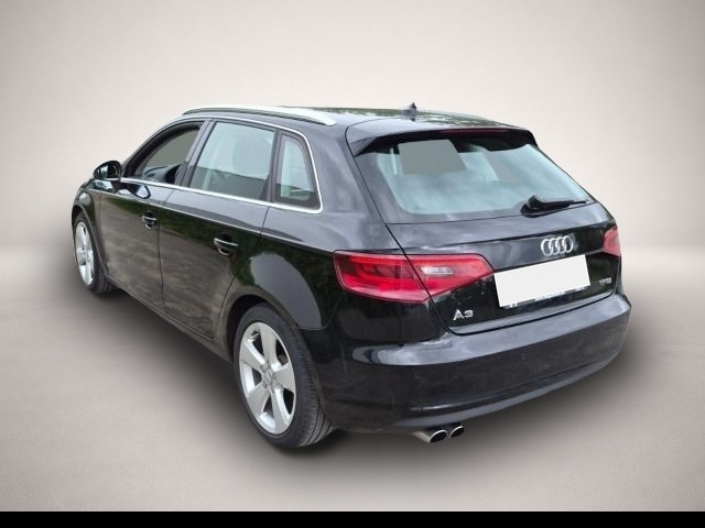 Audi A3 (02/2016, )