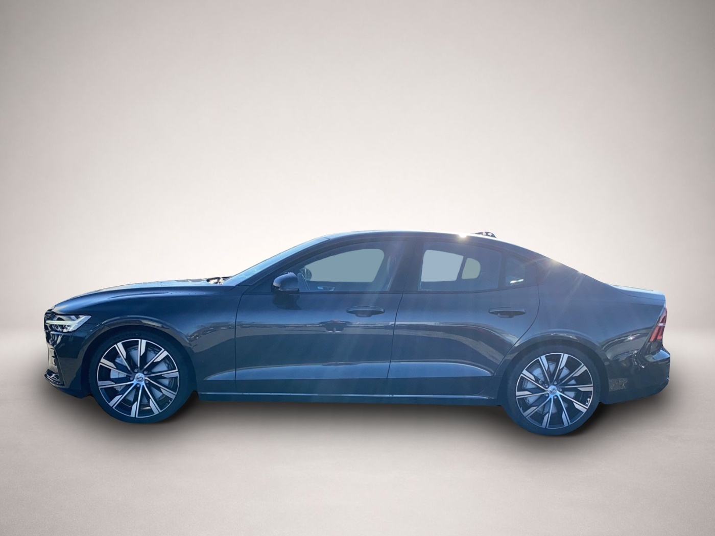 Volvo S60 (06/2025, Benzin)