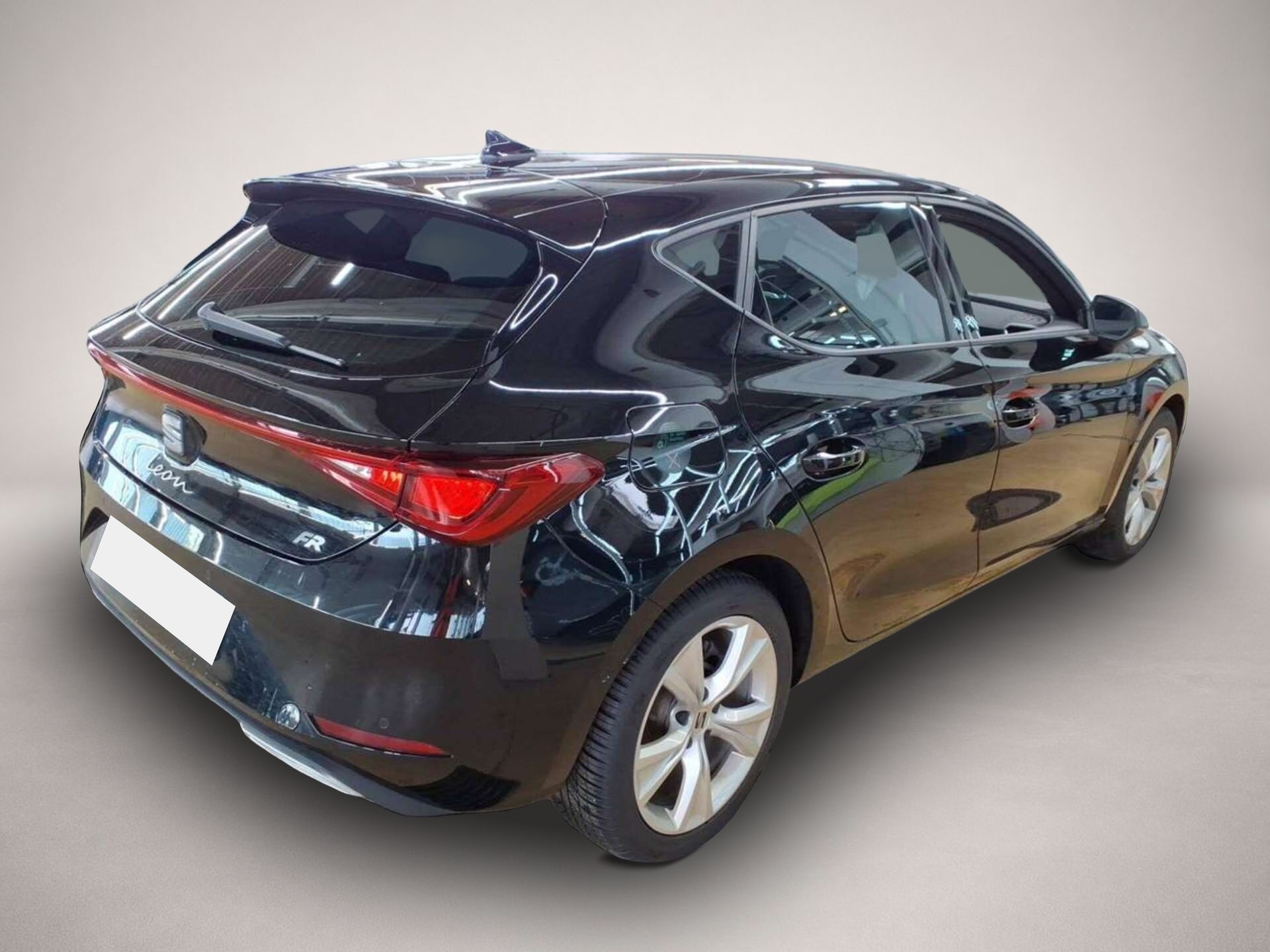 Seat Leon (08/2025, Benzin)