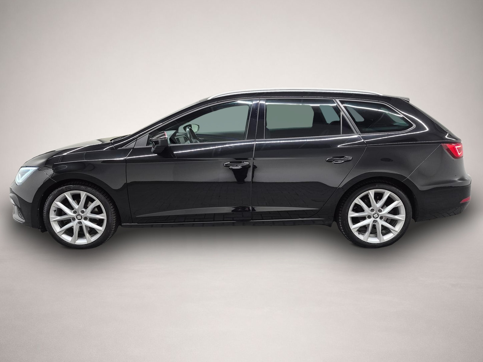 Seat Leon (11/2019, Benzin)