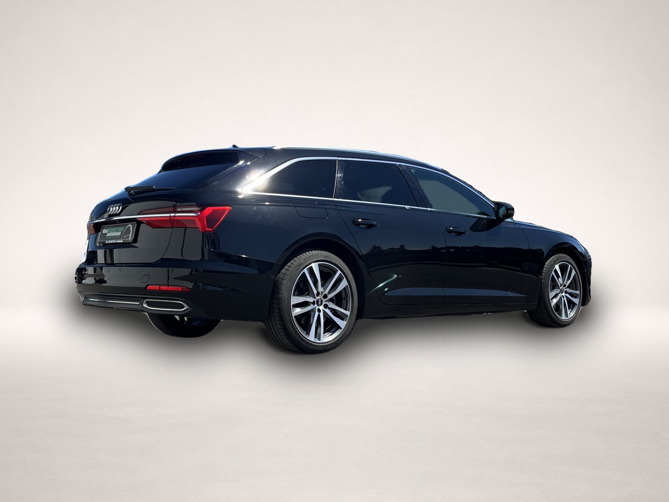Audi A6 (02/2023, Benzin)