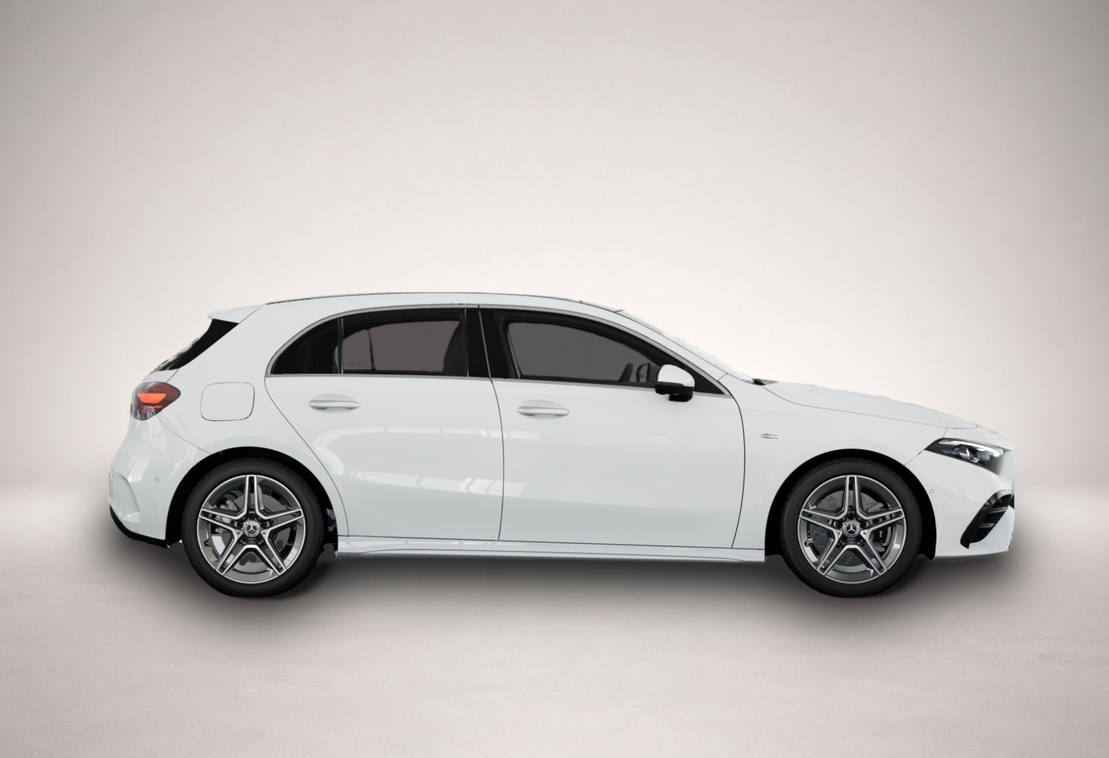 Mercedes-Benz A 250 (03/2025, Hybrid (Benzin/Elektro))