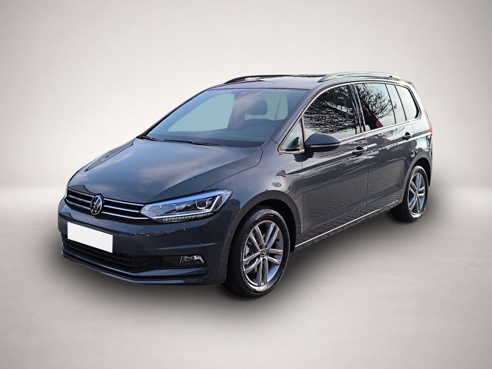 Volkswagen Touran (04/2026, Benzin)