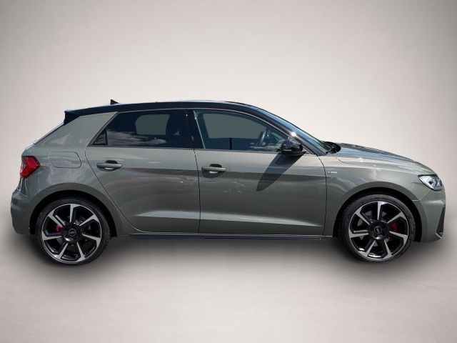 Audi A1 (06/2023, Benzin)