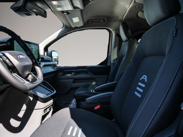 Ford Tourneo Custom (06/2026, Diesel)