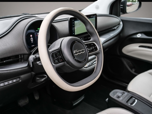 Fiat 500e (07/2023, ELECTRIC)