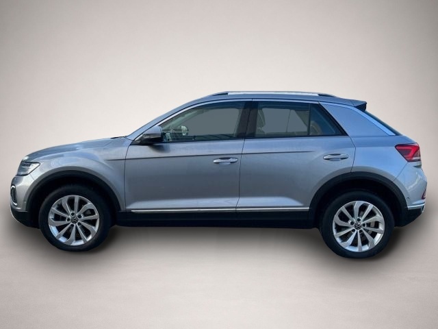 Volkswagen T-Roc (10/2023, Benzin)