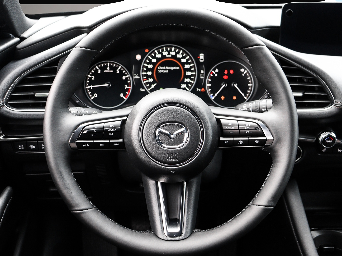 Mazda 3 (03/2026, Benzin)