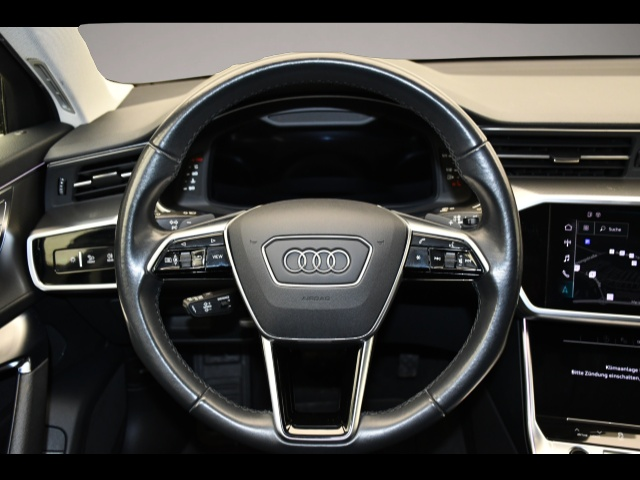 Audi A6 (07/2021, Benzin)