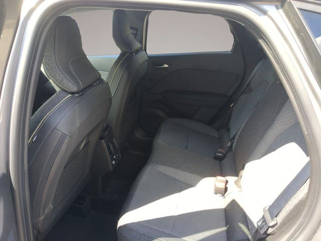 Renault Captur (03/2026, Benzin)