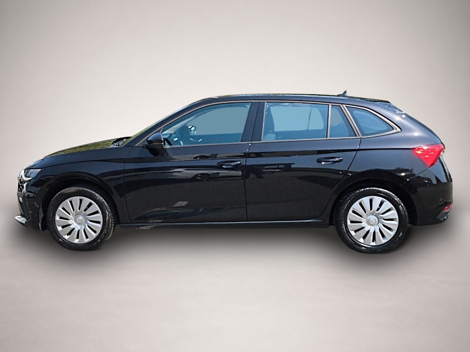 Skoda Scala (09/2025, Benzin)
