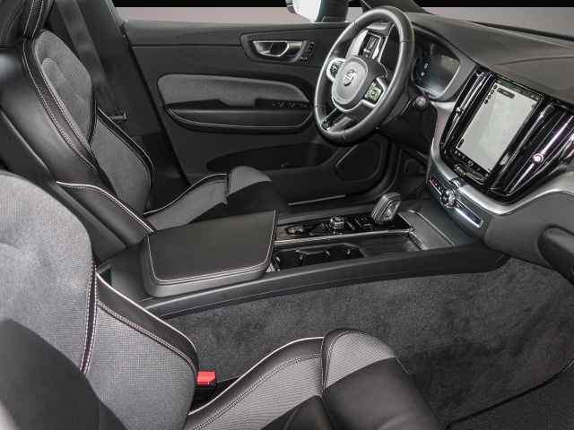 Volvo XC60 (08/2021, Diesel)