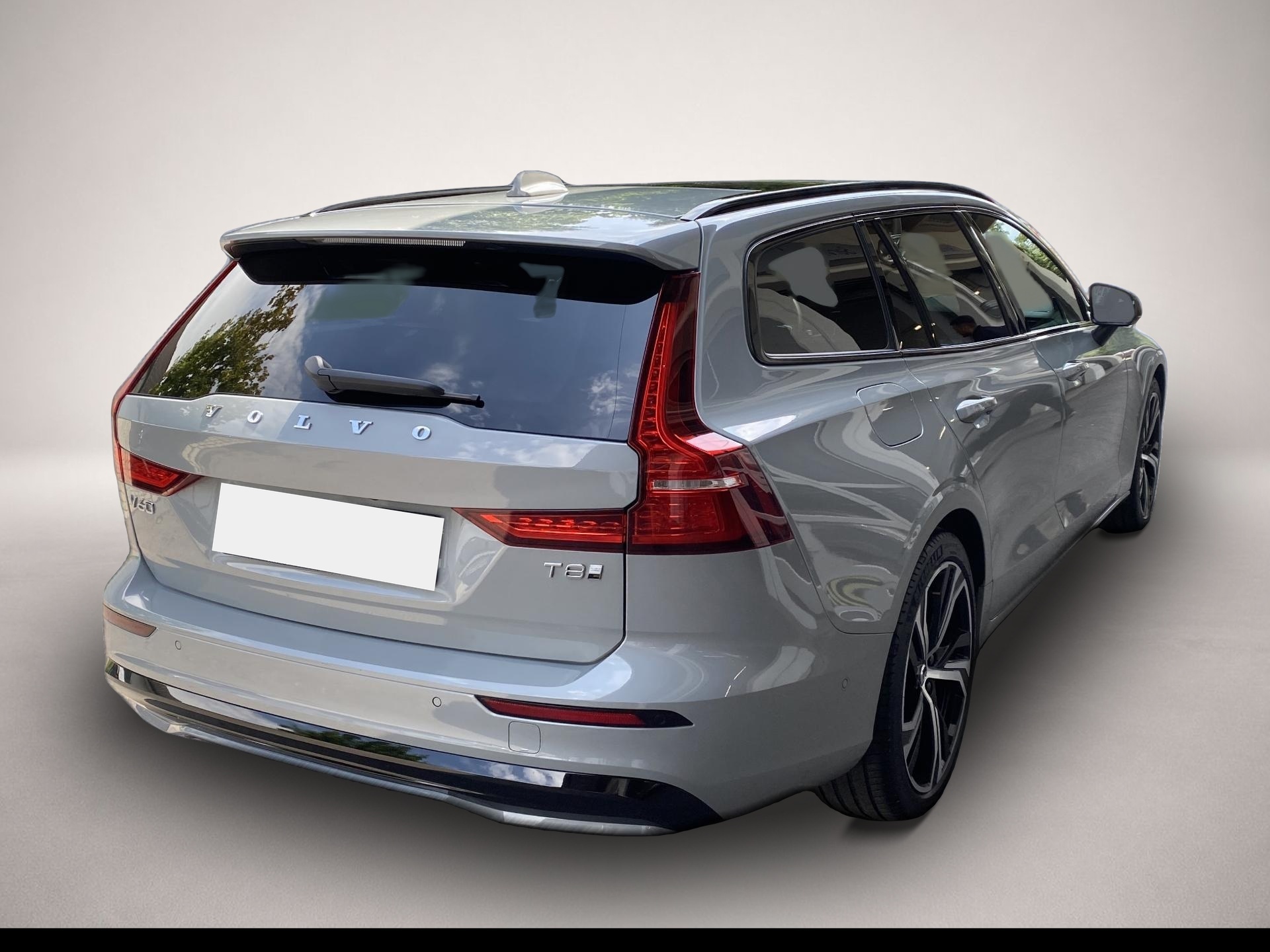 Volvo V60 (07/2024, Hybrid (Benzin/Elektro))