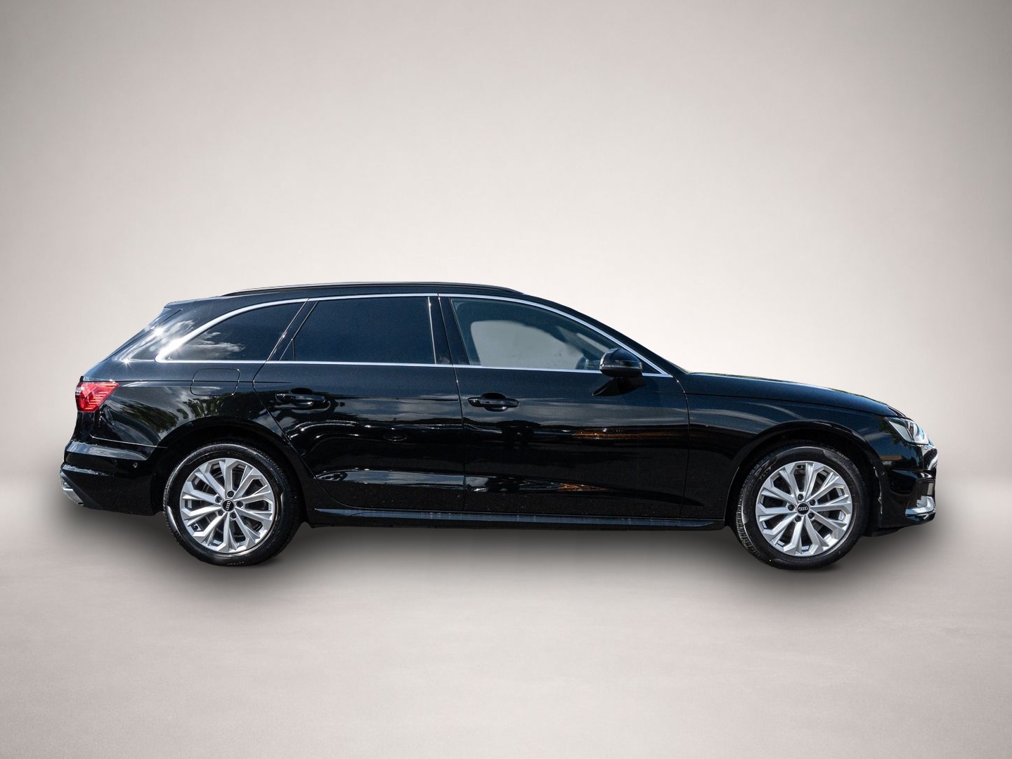 Audi A4 (03/2023, Diesel)