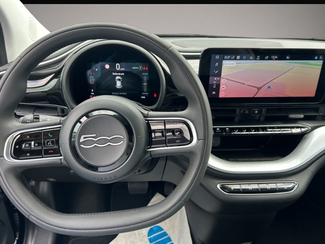 Fiat 500e (11/2022, ELECTRIC)
