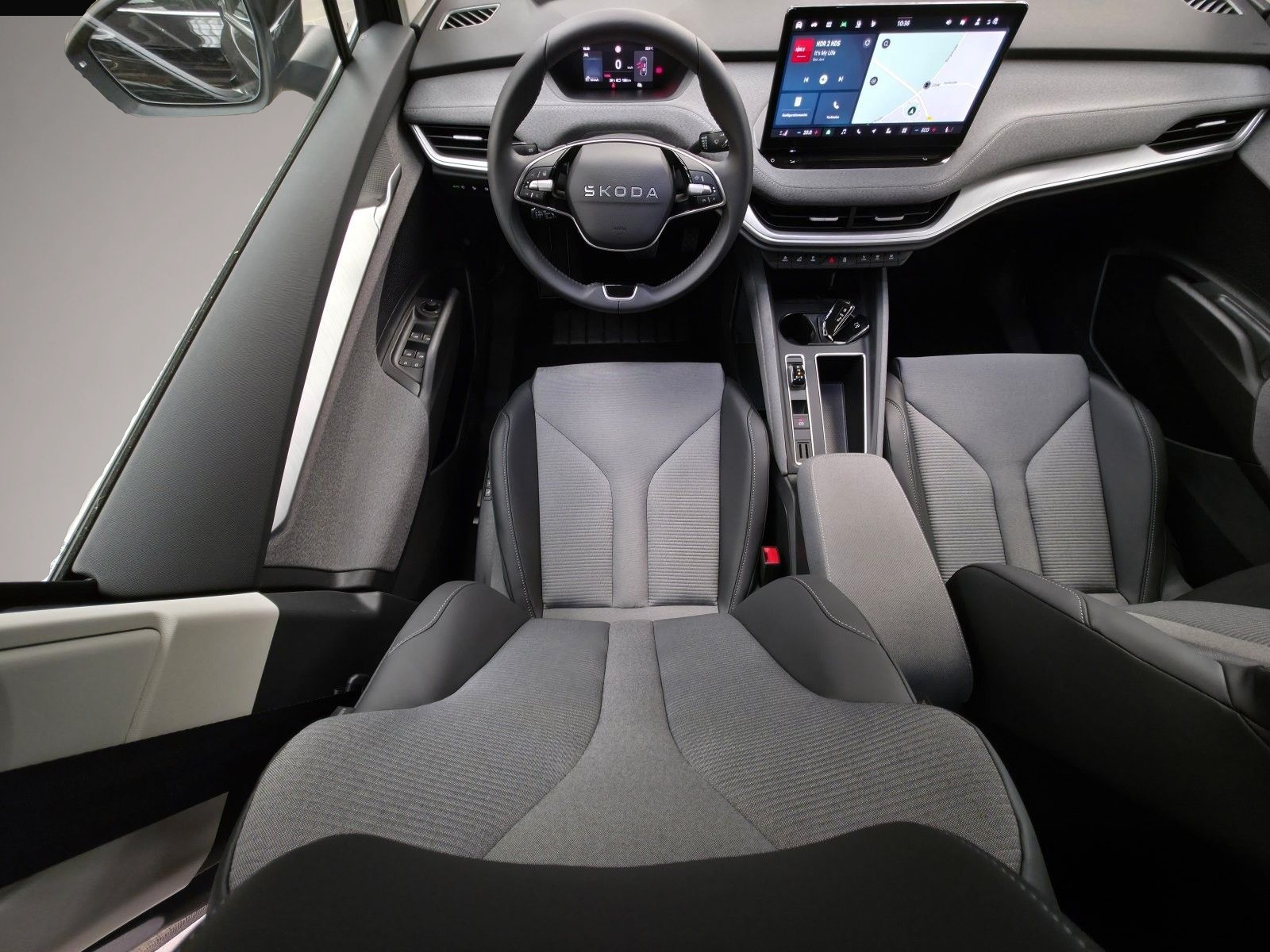 Skoda Enyaq (04/2026, ELECTRIC)