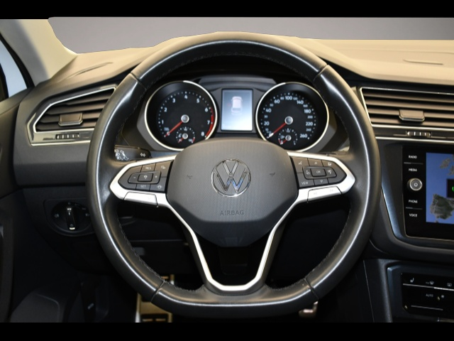 Volkswagen Tiguan (06/2023, Benzin)