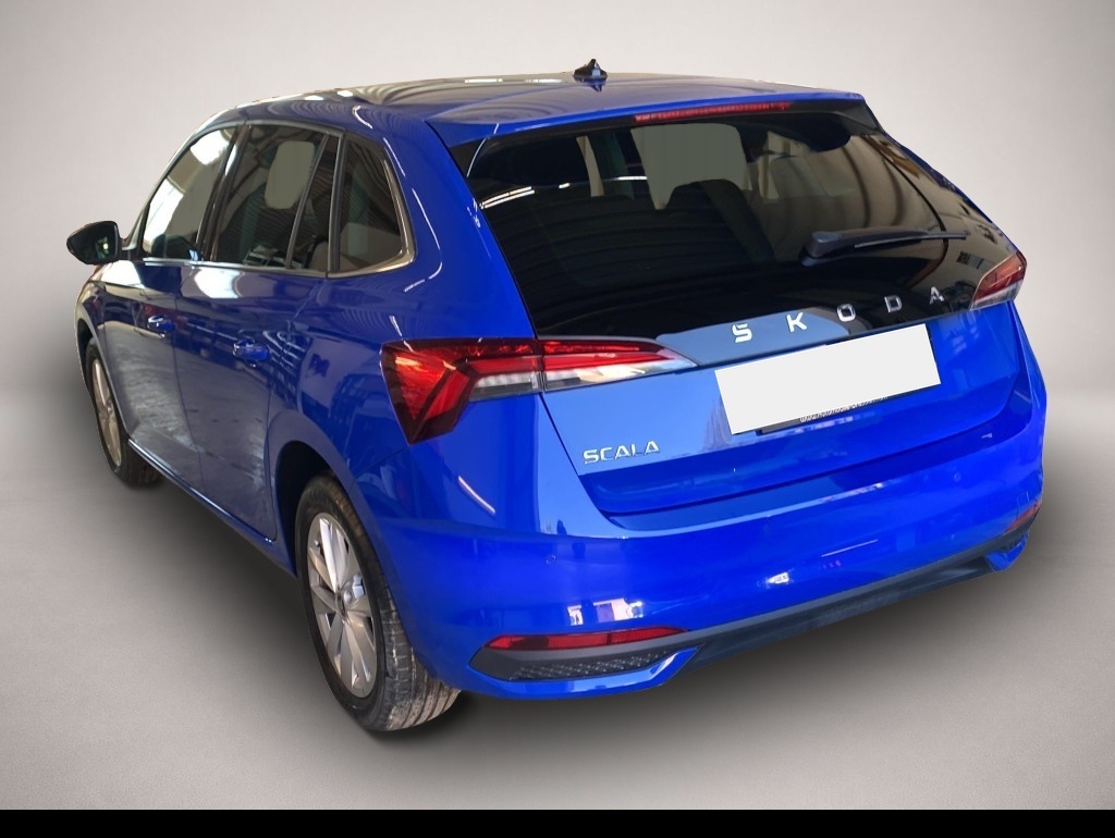 Skoda Scala (07/2025, Benzin)