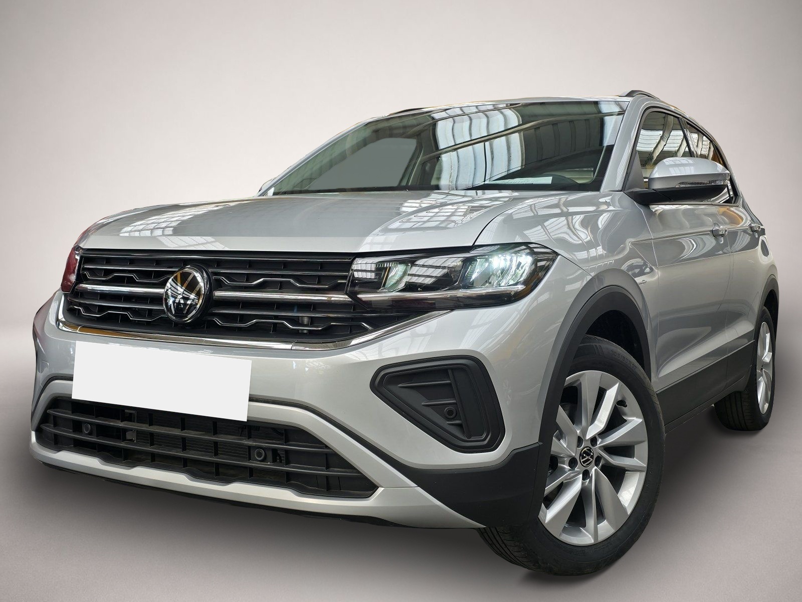 Volkswagen T-Cross (06/2026, Benzin)