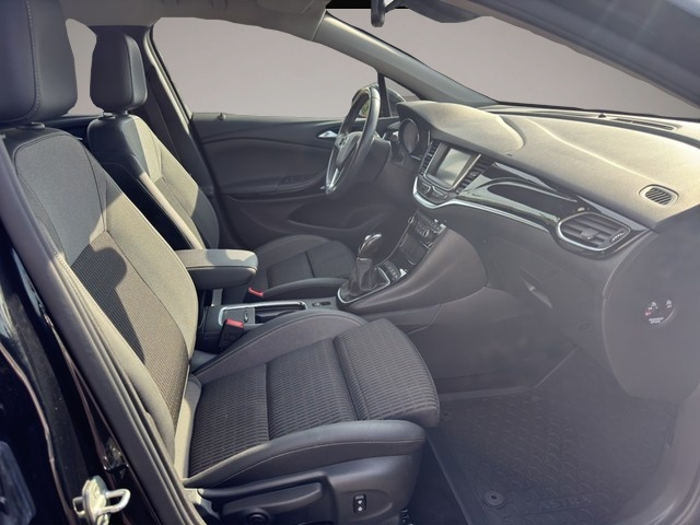 Opel Astra (07/2021, Benzin)