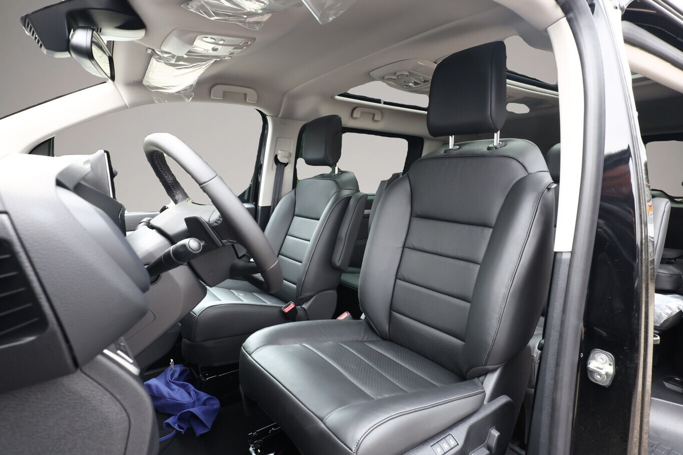Peugeot Traveller (12/2025, Diesel)
