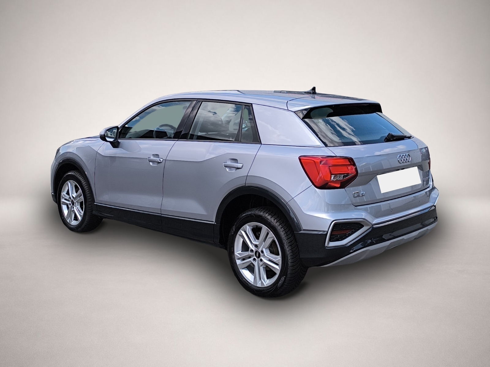 Audi Q2 (07/2024, Benzin)