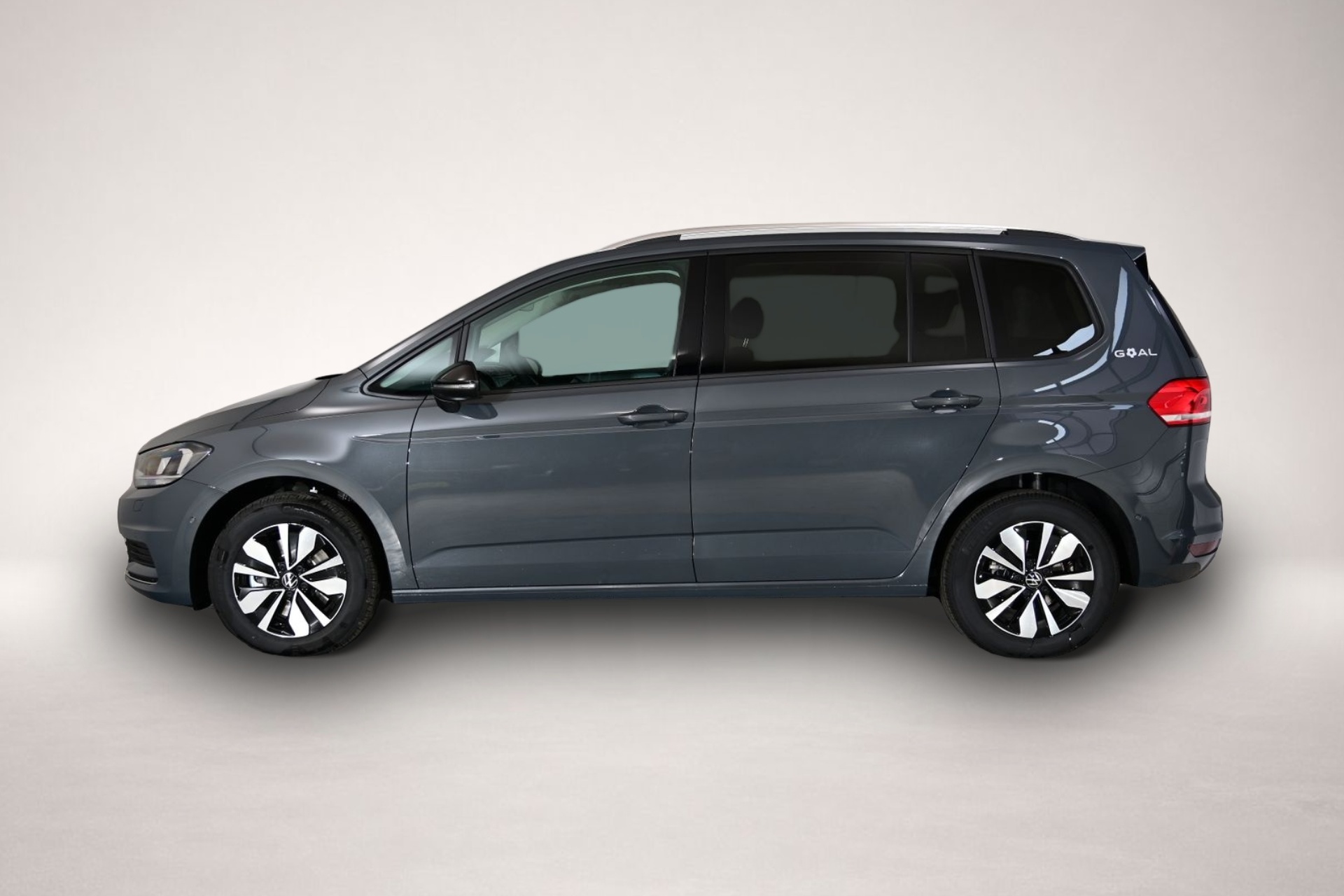 Volkswagen Touran (11/2025, Benzin)
