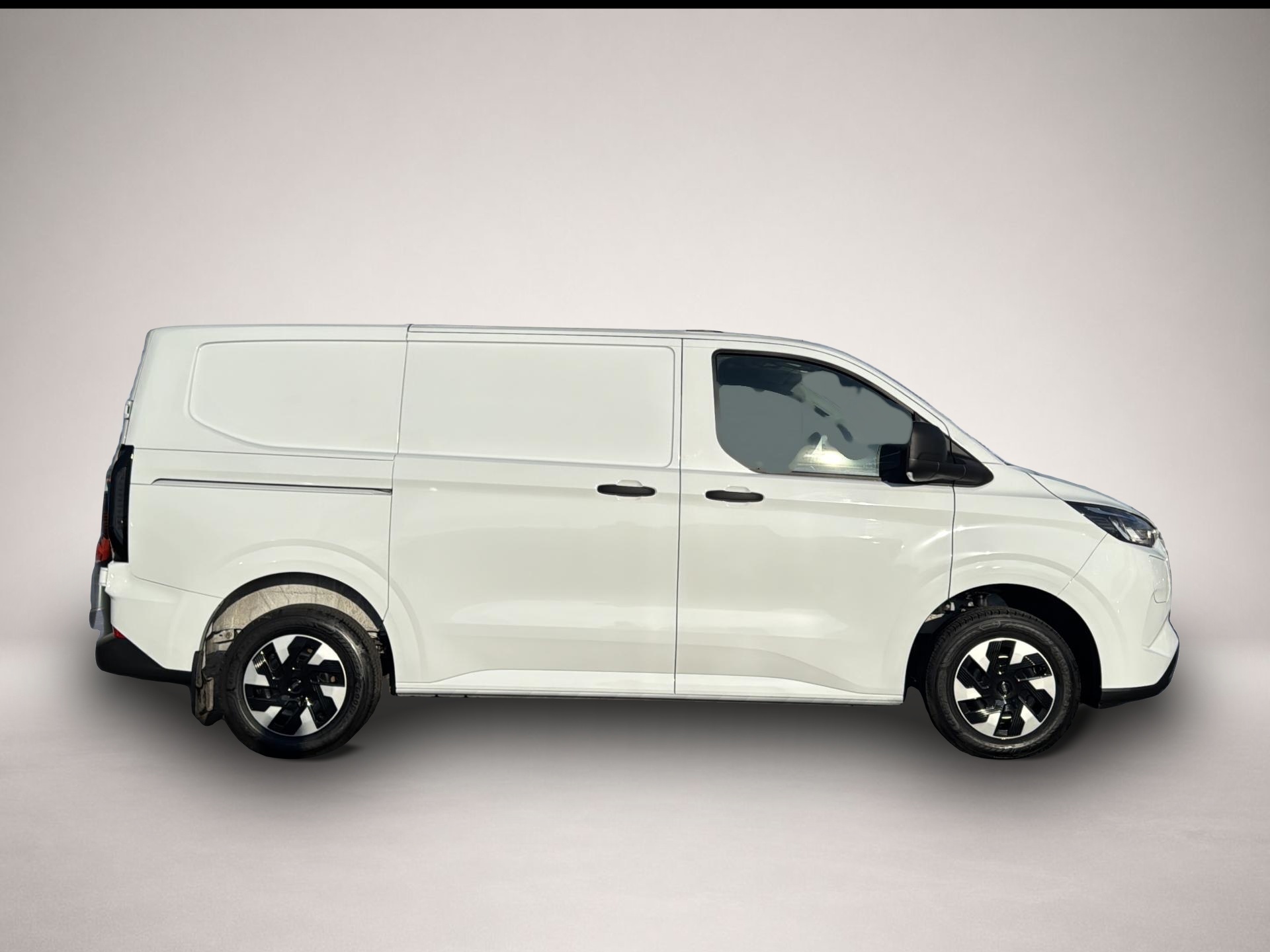 Ford Other (12/2025, Hybrid (Benzin/Elektro))
