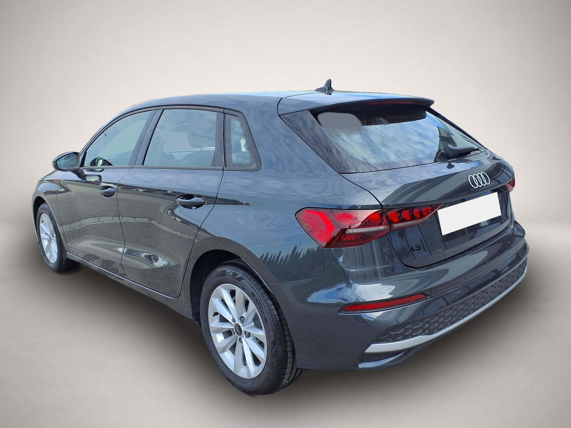 Audi A3, image 2 of 4