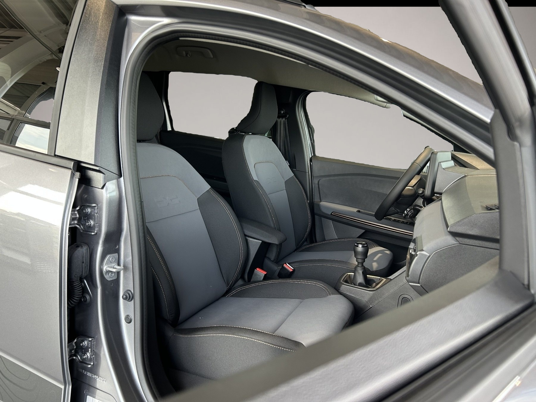 Dacia Jogger (08/2025, Benzin)